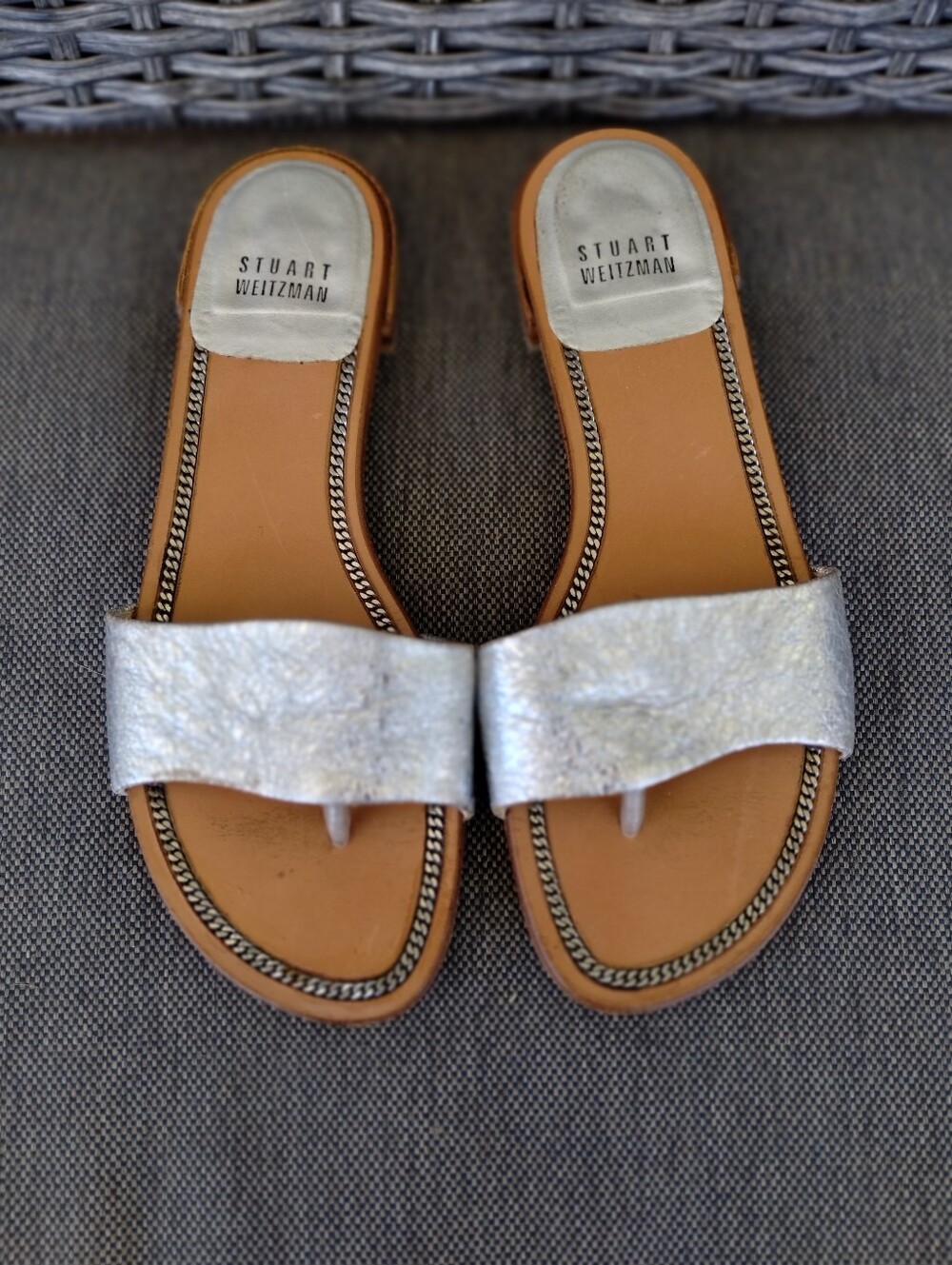 Stuart Weitzman Metallic Silver Leather Toe Ring Slide Sandals Women’s 6 M Spain